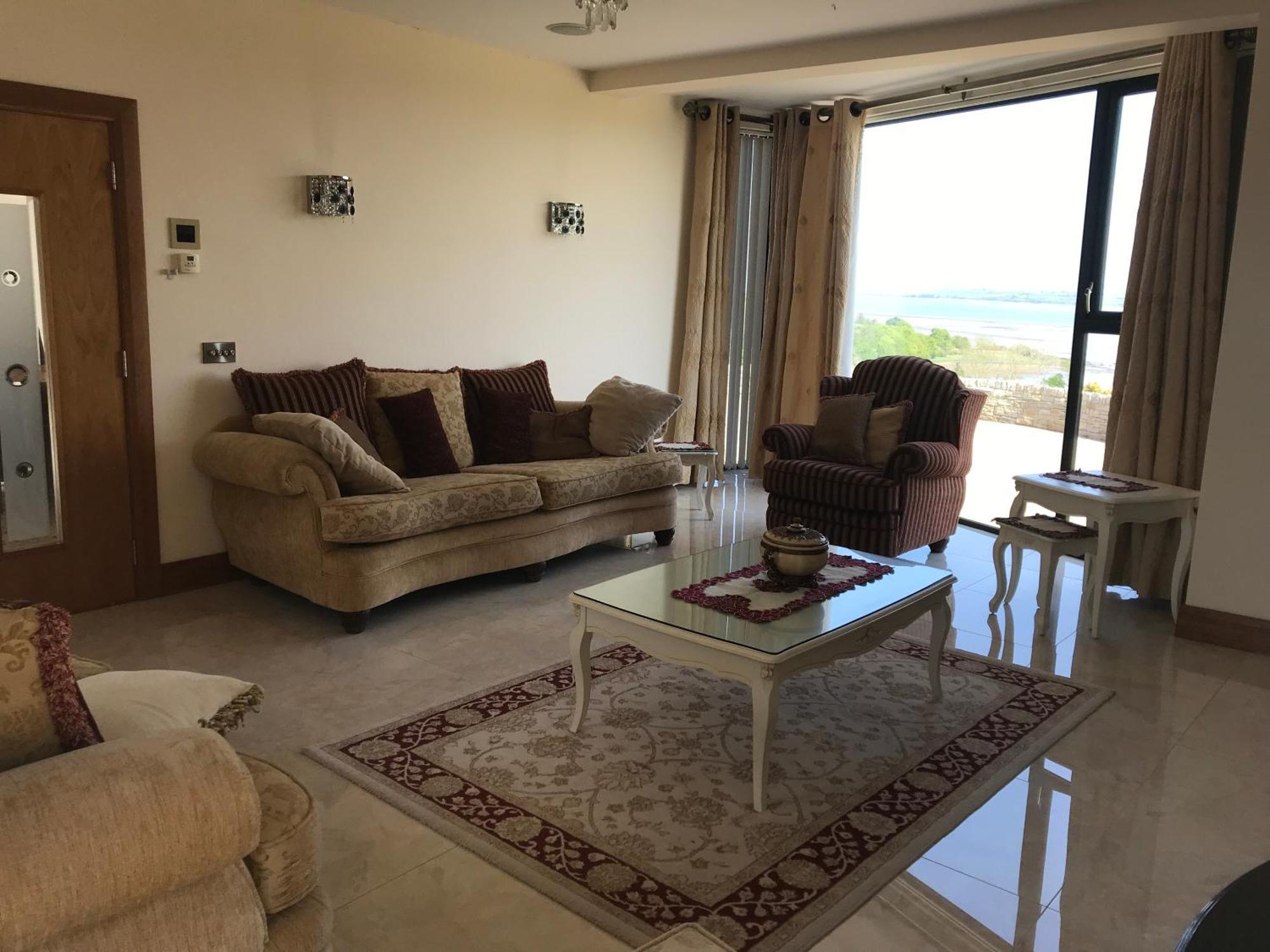 Lodge Serene Luxurious Haven With Sea Views